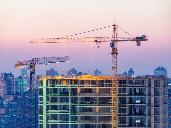 Tower Cranes: The Skyward Reach of Modern Construction