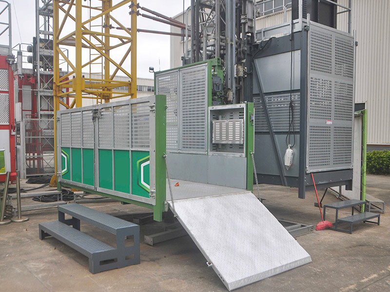 Material hoist